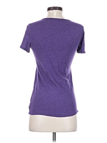 American Eagle Outfitters Short Sleeve T-Shirt (view 2)