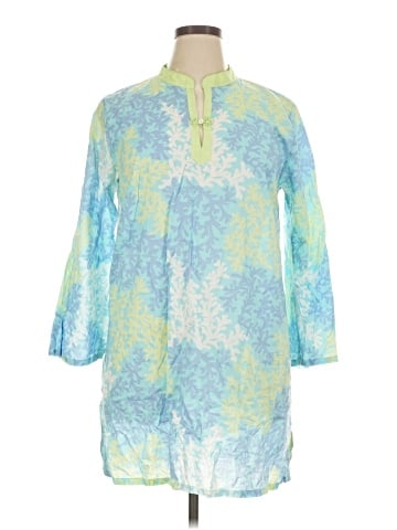 Lilly Pulitzer 3/4 Sleeve T-Shirt (view 1)