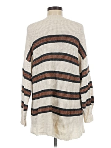 American Eagle Outfitters Pullover Sweater (view 2)