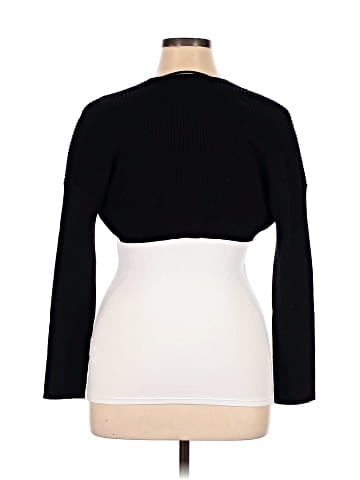Torrid Shrug (view 2)