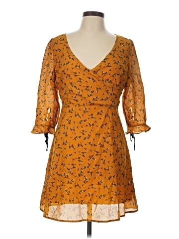 Esley Casual Dress (view 1)