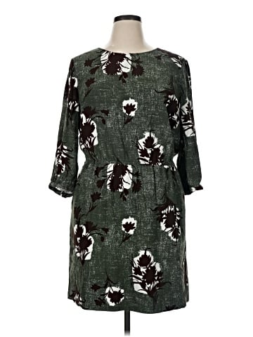 Boden Casual Dress (view 1)
