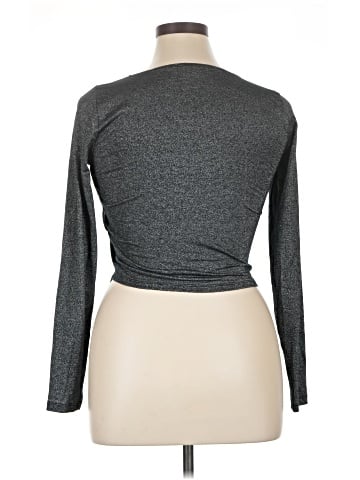 Hollister Long Sleeve T-Shirt (view 2)