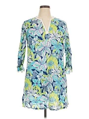 Lilly Pulitzer 3/4 Sleeve T-Shirt (view 1)