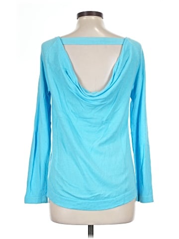 Jennifer Lopez Pullover Sweater (view 2)