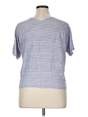 Chico's Short Sleeve T-Shirt (view 2)