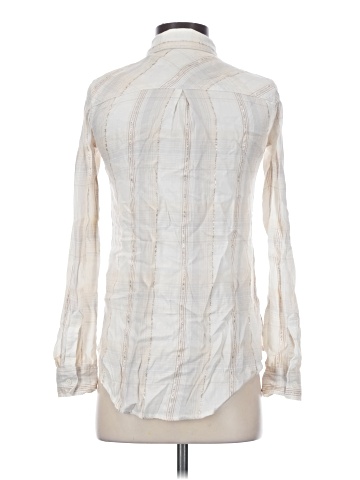 Mudd Long Sleeve Button-Down Shirt (view 2)