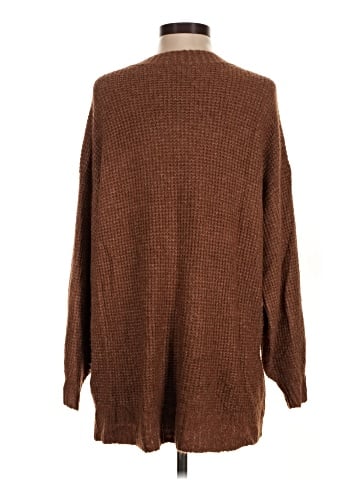 American Eagle Outfitters Pullover Sweater (view 2)