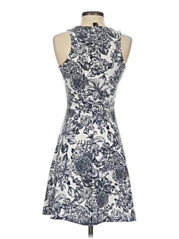 H&M Casual Dress (view 2)