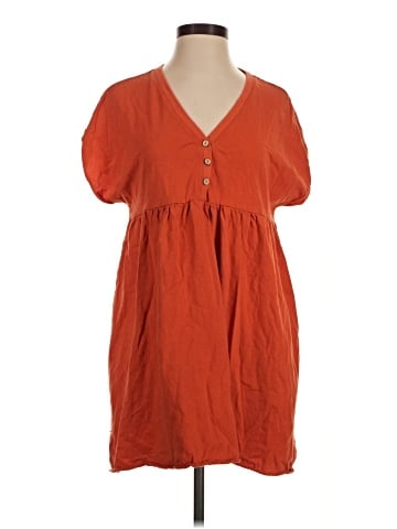 Urban Outfitters Casual Dress (view 1)