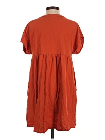 Urban Outfitters Casual Dress (view 2)
