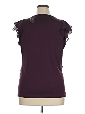 The Limited Short Sleeve Top (view 2)