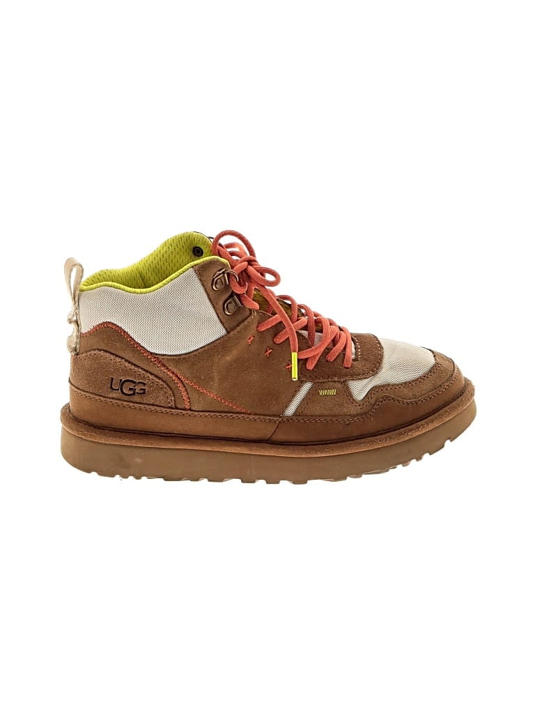 Pre-owned Ugg Sneakers In Brown