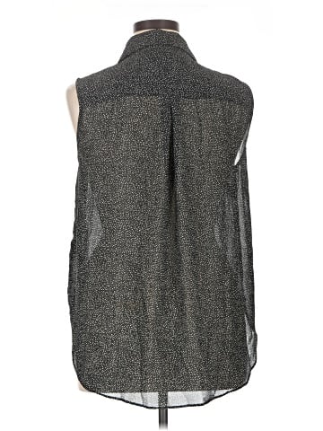 H&M Sleeveless Button-Down Shirt (view 2)