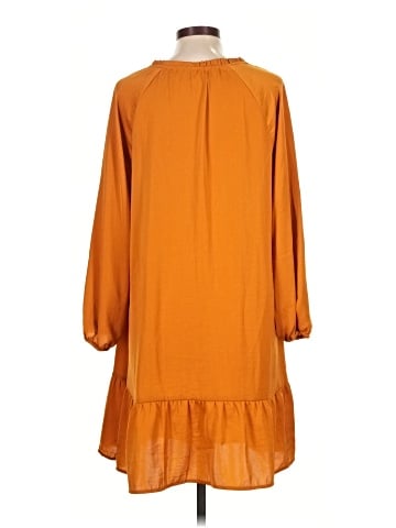 Old Navy Casual Dress (view 2)