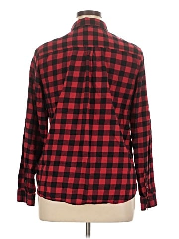 Croft & Barrow Long Sleeve Button-Down Shirt (view 2)