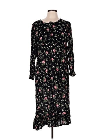 CW Classics Casual Dress (view 1)