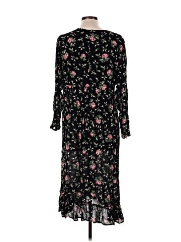 CW Classics Casual Dress (view 2)