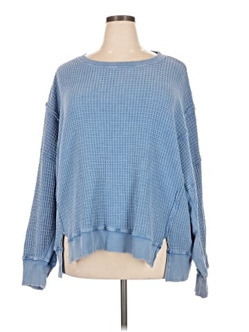 American Eagle Outfitters Pullover Sweater (view 1)