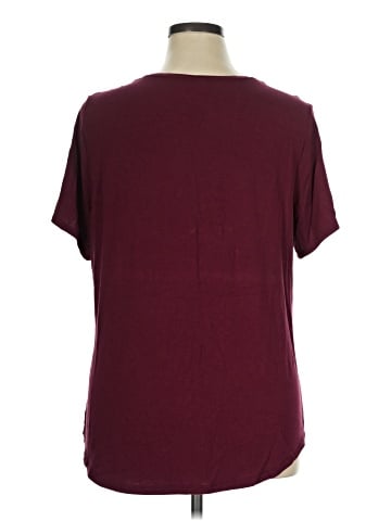 Old Navy Short Sleeve T-Shirt (view 2)