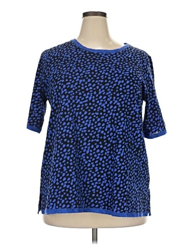 LOGO by Lori Goldstein 3/4 Sleeve T-Shirt (view 1)