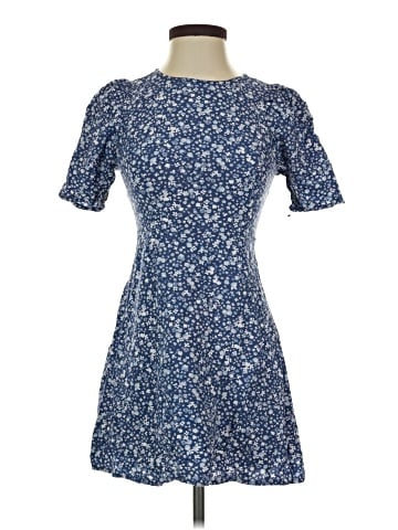 Old Navy Casual Dress (view 1)