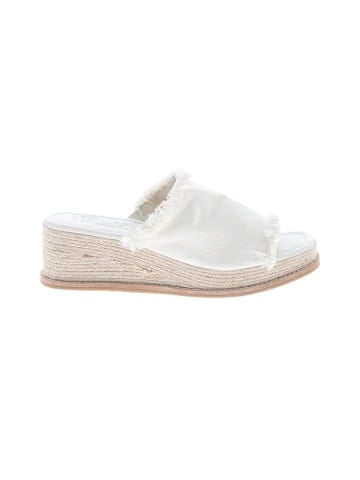 Splendid Wedges (view 1)