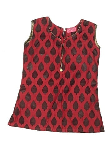 LA fille Sleeveless Blouse (view 1)