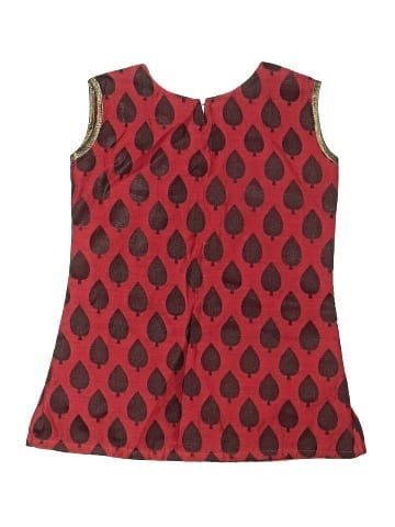 LA fille Sleeveless Blouse (view 2)