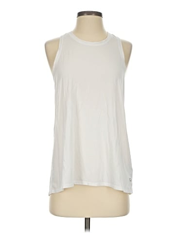 Gap Fit Sleeveless T-Shirt (view 1)