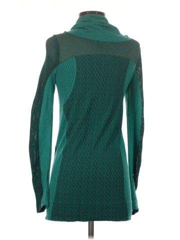 Under Armour Long Sleeve T-Shirt (view 2)