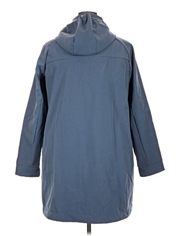 Mondetta Raincoat (view 2)