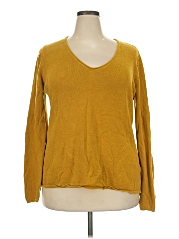 Old Navy Pullover Sweater (view 1)