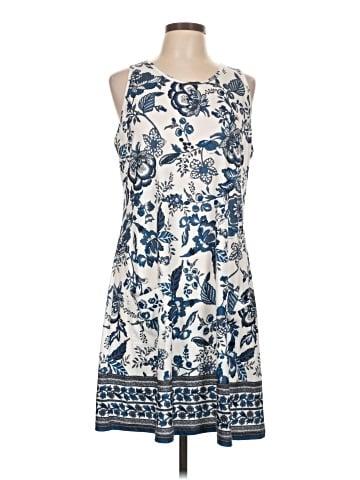 Ofeefan Casual Dress (view 1)
