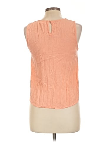 Sweet Wanderer Sleeveless Blouse (view 2)