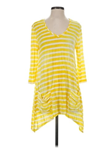 Cha Cha Vente Casual Dress (view 1)