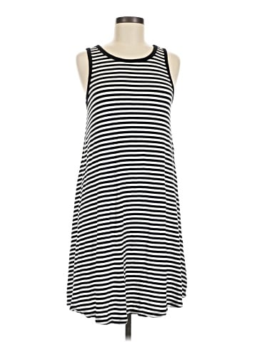 Old Navy Casual Dress (view 1)