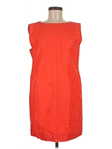 Banana Republic Cocktail Dress (view 1)