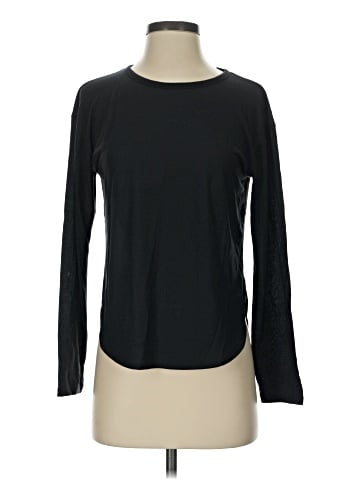 Under Armour Long Sleeve T-Shirt (view 1)