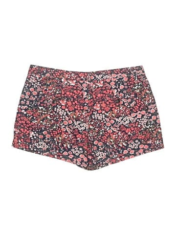 Gap Shorts (view 2)