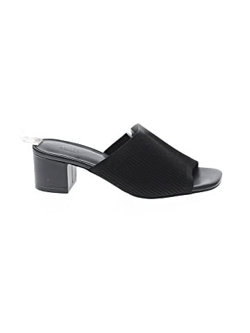 Quince Sandals (view 1)