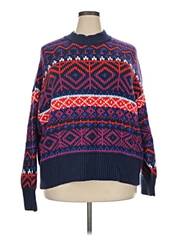 Old Navy Pullover Sweater (view 1)