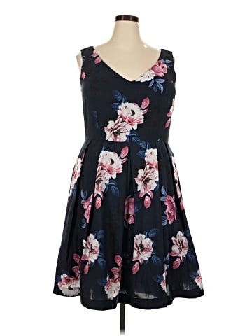 City Chic Casual Dress (view 1)