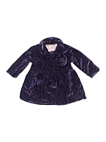 Donna Salyers' Fabulous Furs Coat (view 1)