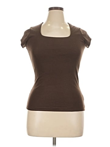 Frankee & Skylarr Sleeveless T-Shirt (view 1)
