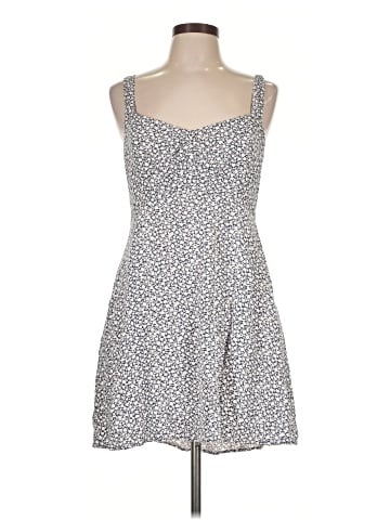 Old Navy Casual Dress (view 1)