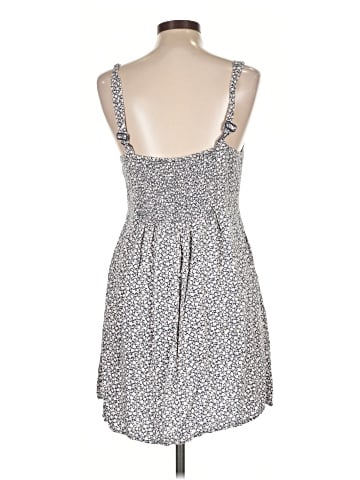 Old Navy Casual Dress (view 2)