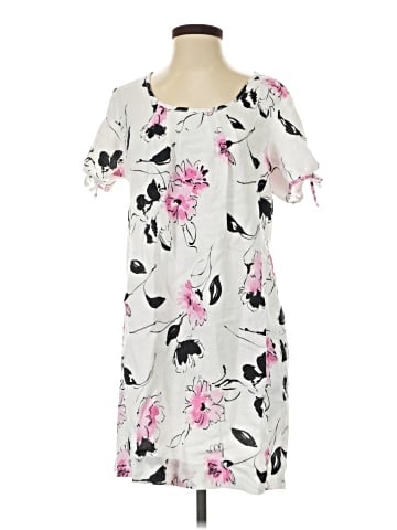 Vantana Casual Dress (view 1)
