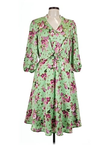 Julia Jordan Casual Dress (view 1)