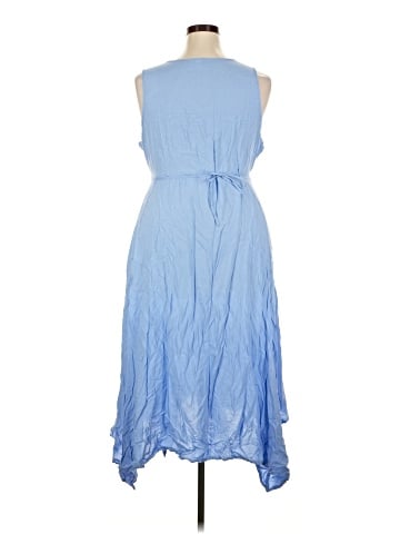 Old Navy Casual Dress (view 2)